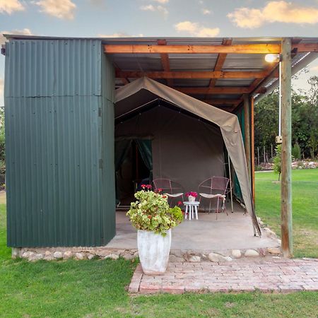 Die Fonteine Country Guesthouse And Glamping Oudtshoorn Extérieur photo