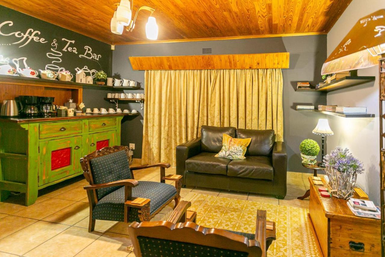 Die Fonteine Country Guesthouse And Glamping Oudtshoorn Extérieur photo