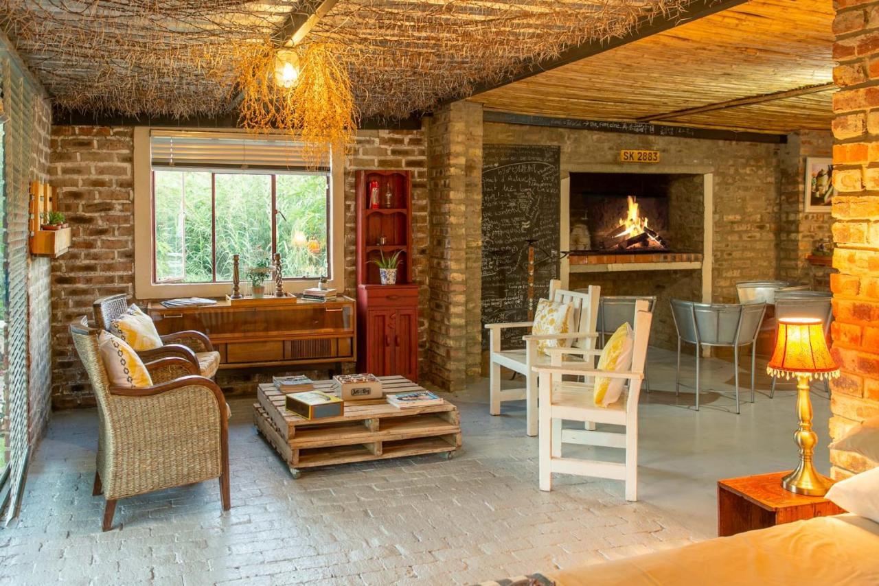 Die Fonteine Country Guesthouse And Glamping Oudtshoorn Extérieur photo