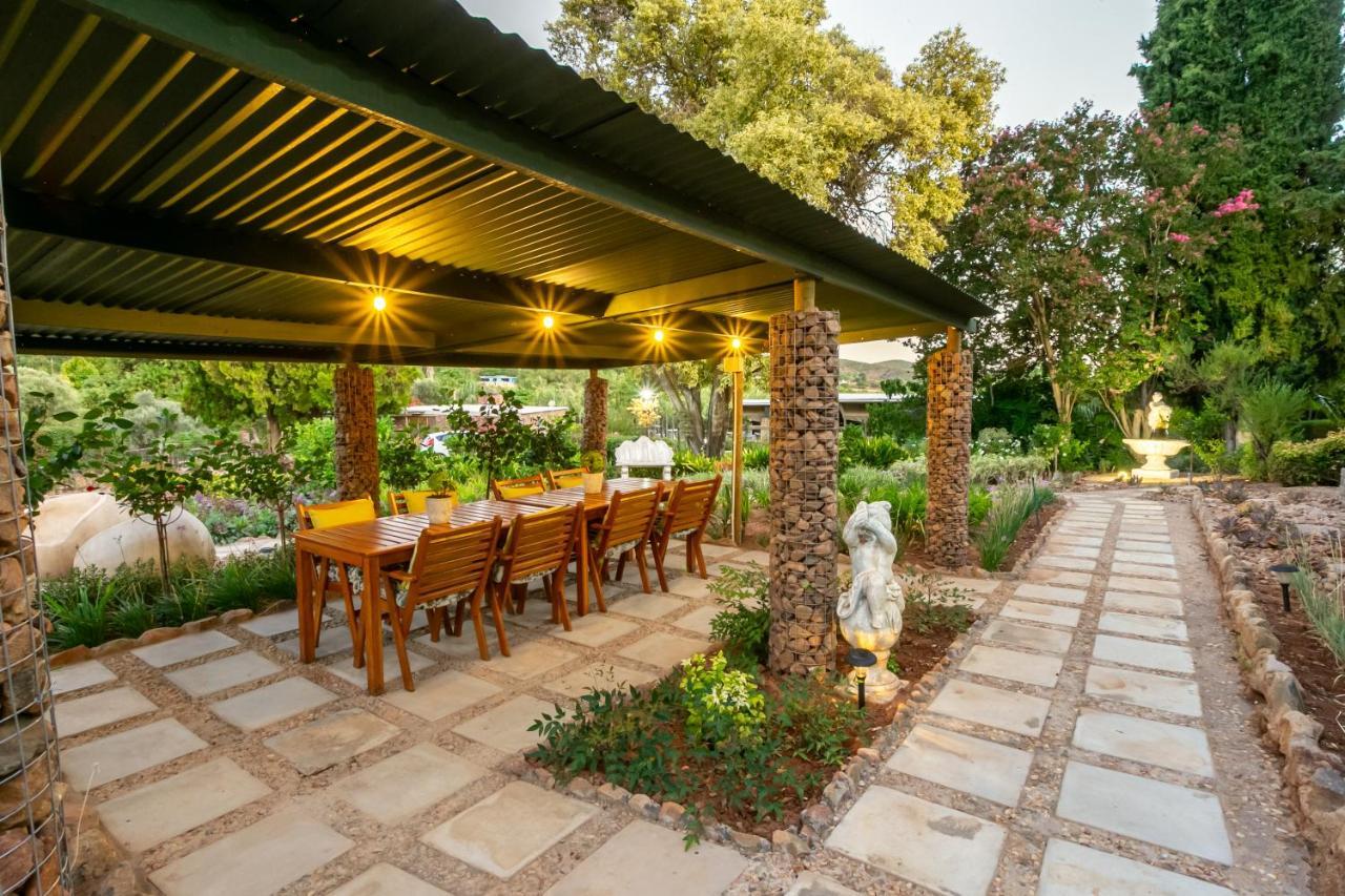 Die Fonteine Country Guesthouse And Glamping Oudtshoorn Extérieur photo