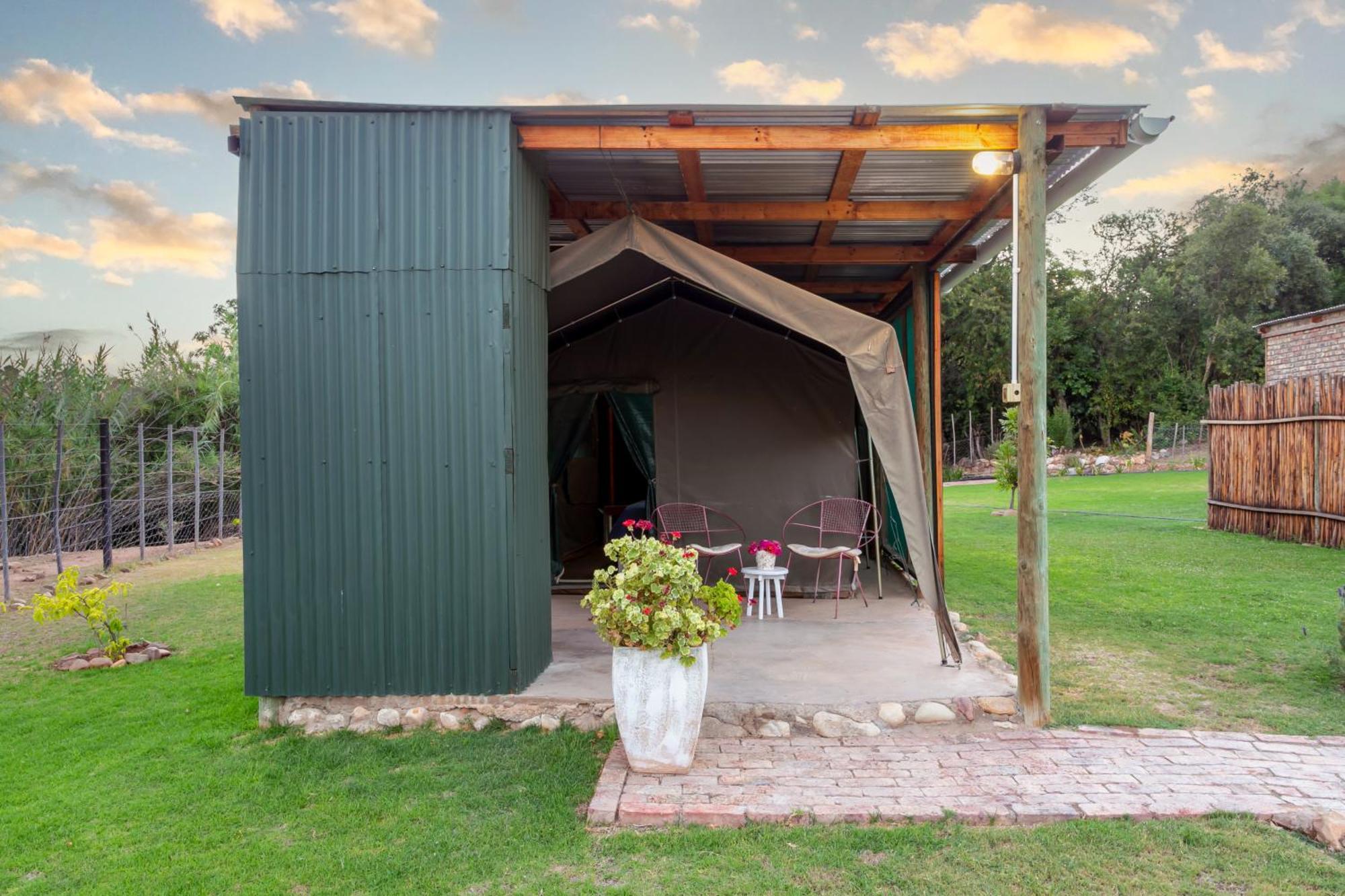 Die Fonteine Country Guesthouse And Glamping Oudtshoorn Extérieur photo
